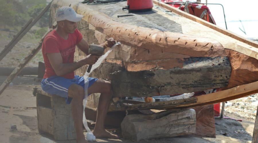 Why choose HomeGrove Team for water damage restoration in Ogden